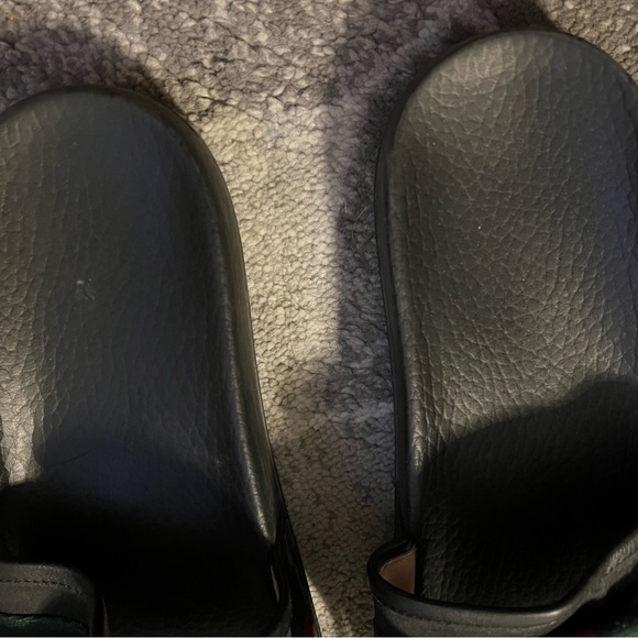 Gucci Slides - Picture 3 of 4